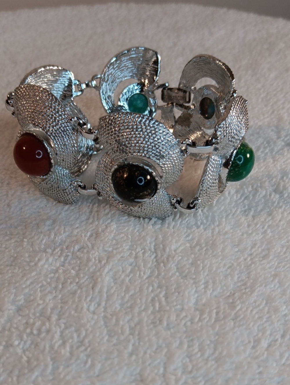 Silver-Tone Textured Multi-Stone Stretch Bracelet - Red, Black, Green Accents